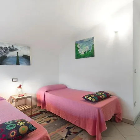 Casa Silvia Albisano